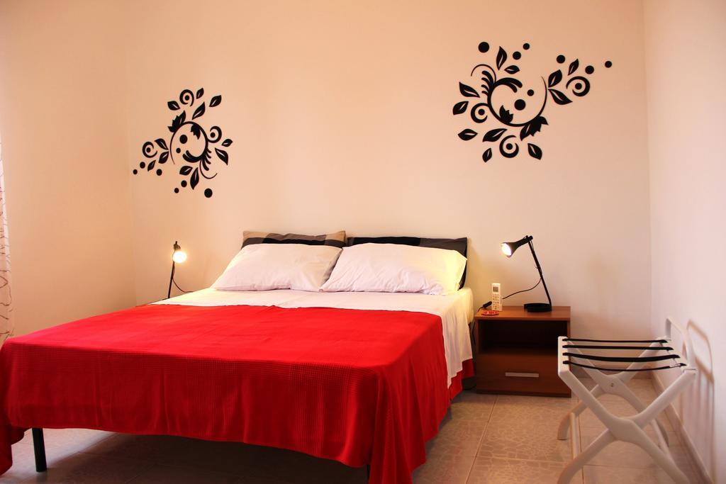 La Casa Di Eolo Villa San Leone Room photo